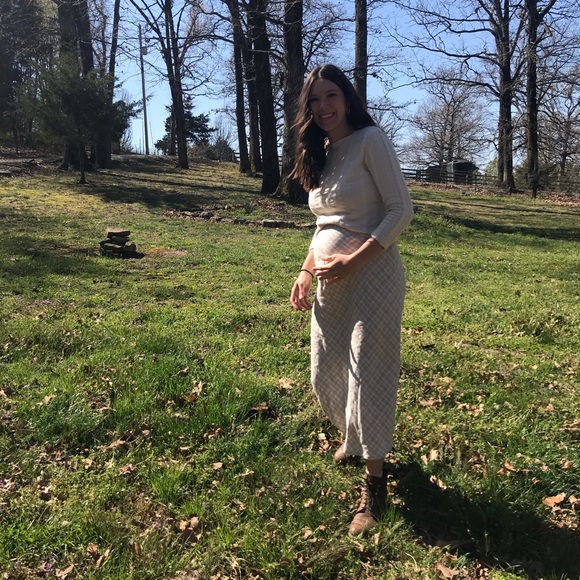 ✨Meet your Posher✨ - Picture 2 of 4